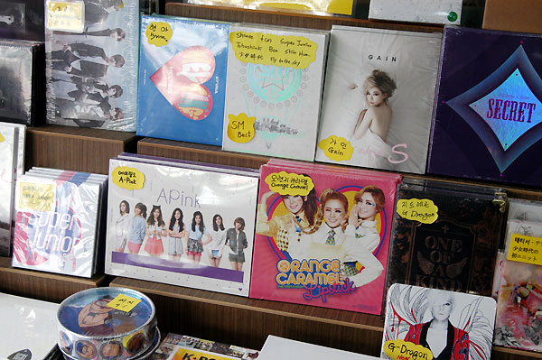 国際市場のGM CD＆DVD専門店