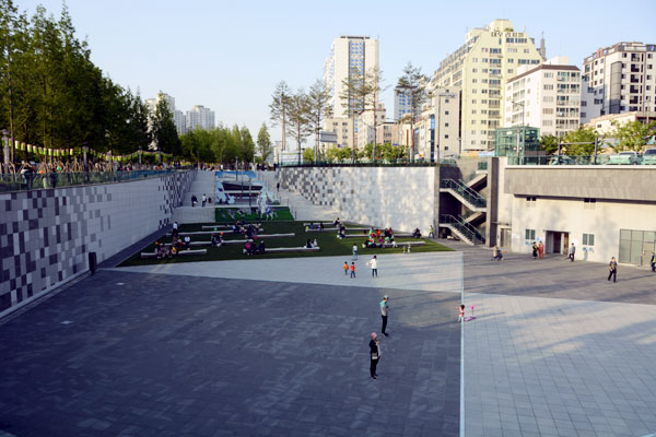 송상현광장