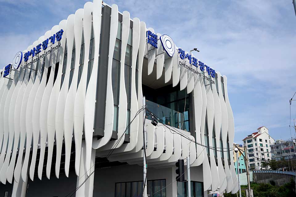 해운대 블루라인파크 청사포 정거장 역사 및 탑승권 판매소